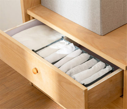 Organizator haine pentru garderoba